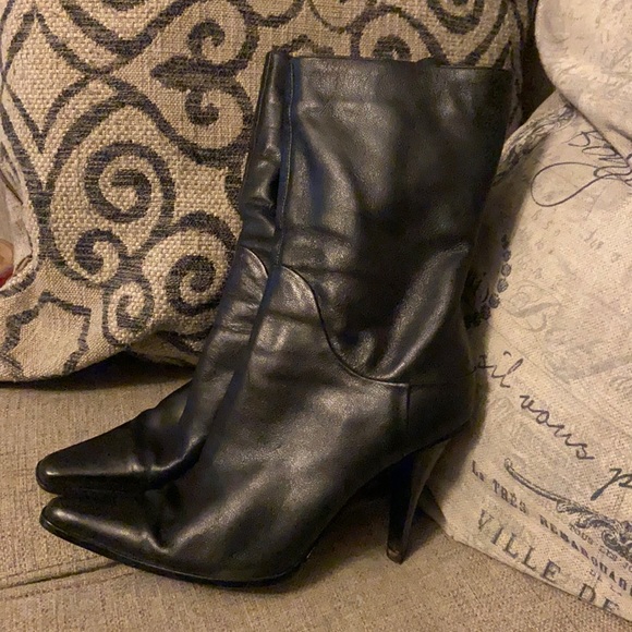- 🌼 Dollhouse boots size 7.5 - Picture 1 of 9